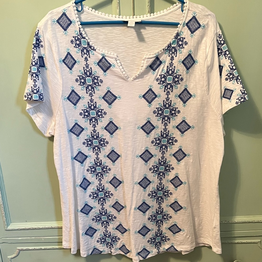 Plus Size Embroidered Tee shirt Size 2x